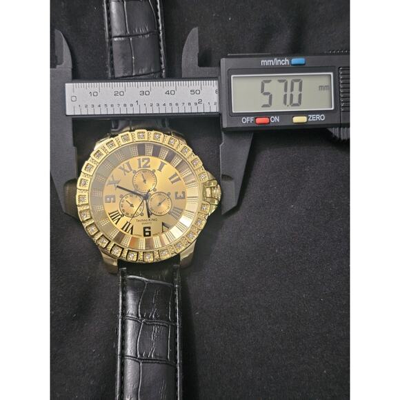 57mm Men\'s Chronograph Quartz Gold Tone LARGE Watch w/Black Leatherette Band main image 4